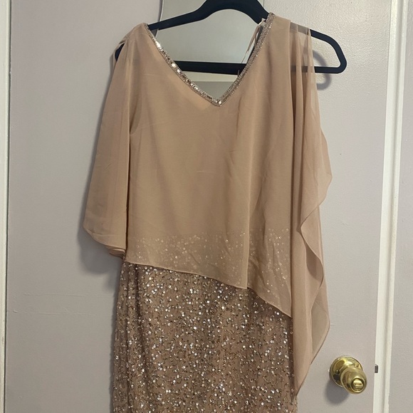 COPY - J Kara Womens Caplet Short Cocktail Beaded Dress- Size 6P - Picture 5 of 7